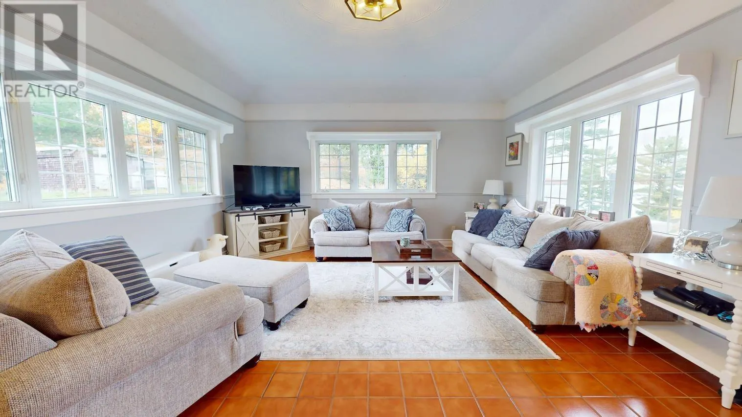 215 Old Mill Beach RD