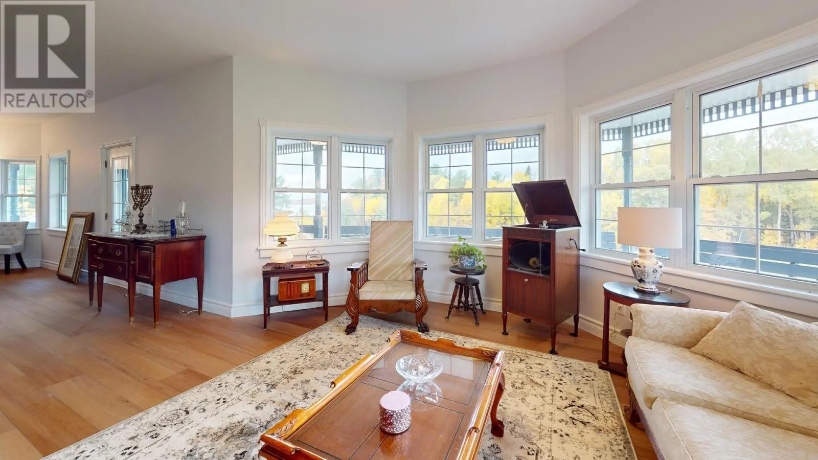 215 Old Mill Beach RD
