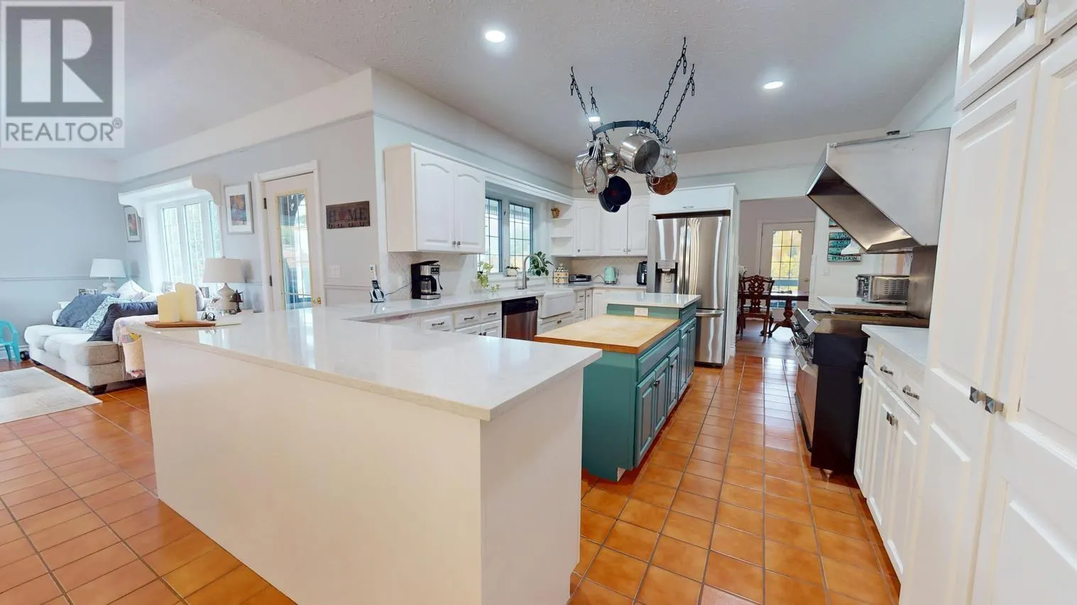 215 Old Mill Beach RD