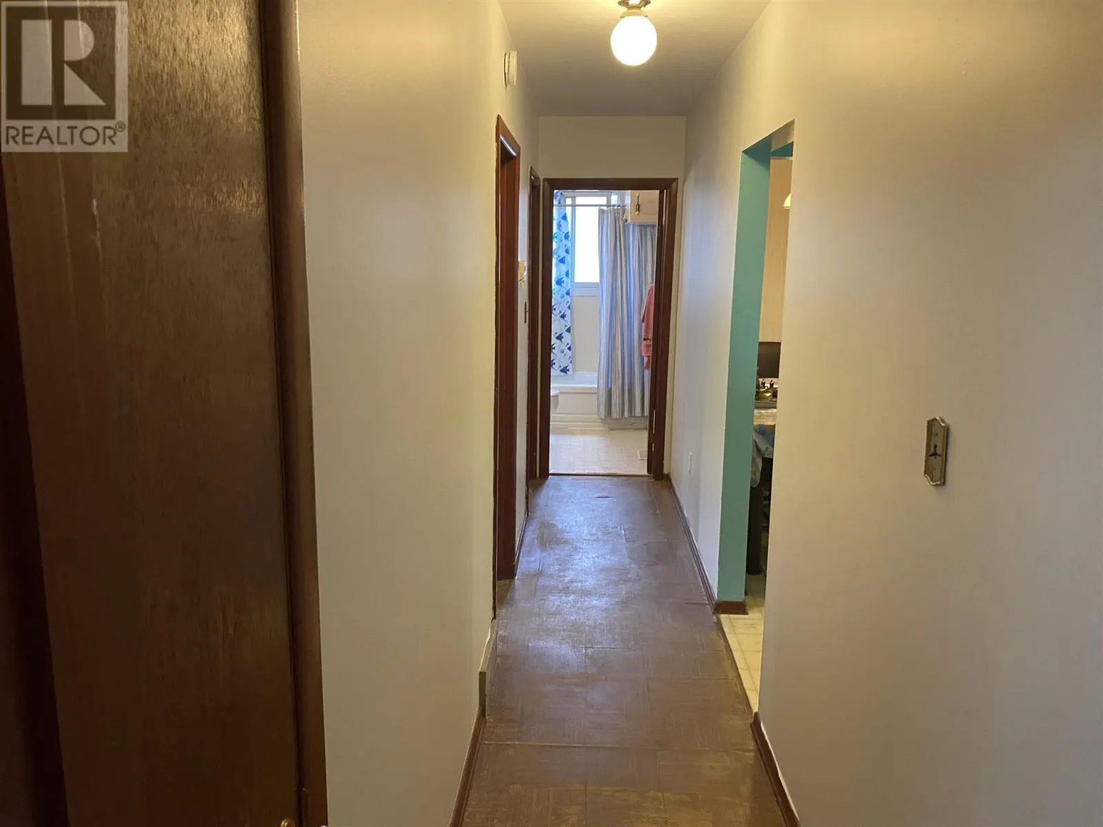 72 South Eden ST