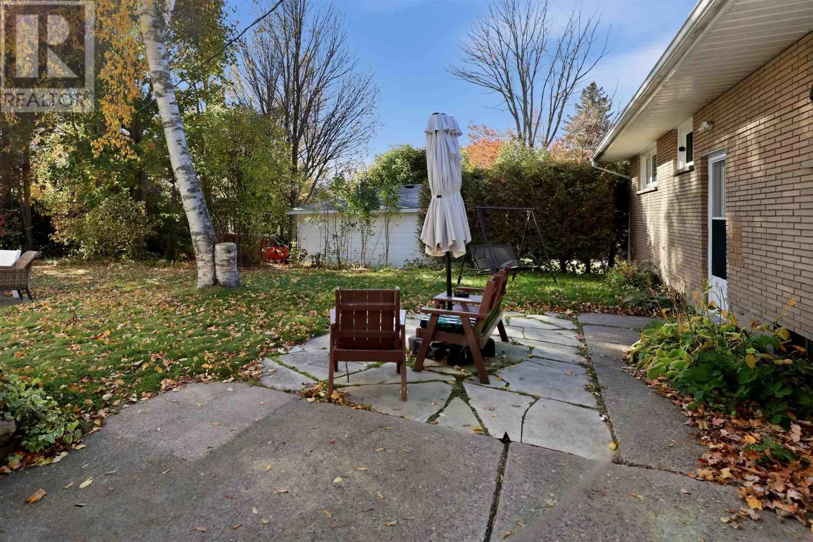 13 Irwin AVE