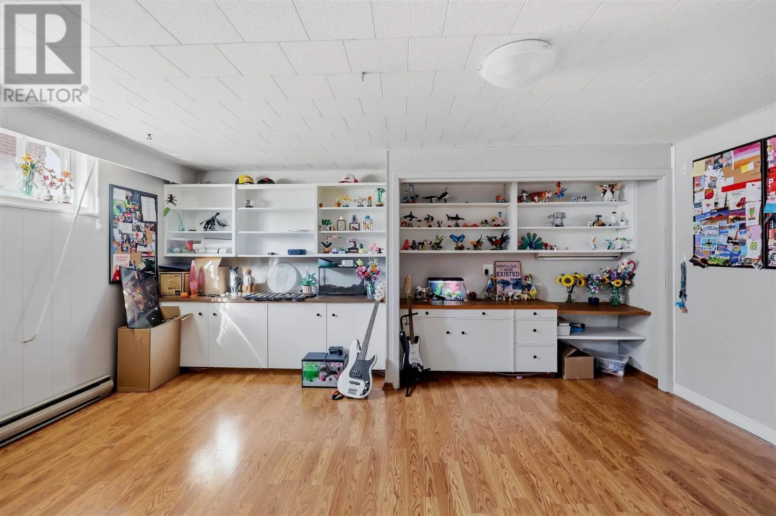 13 Irwin AVE