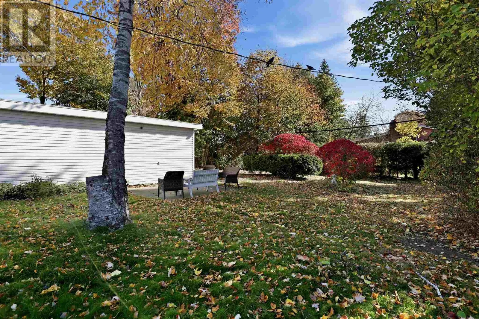 13 Irwin AVE