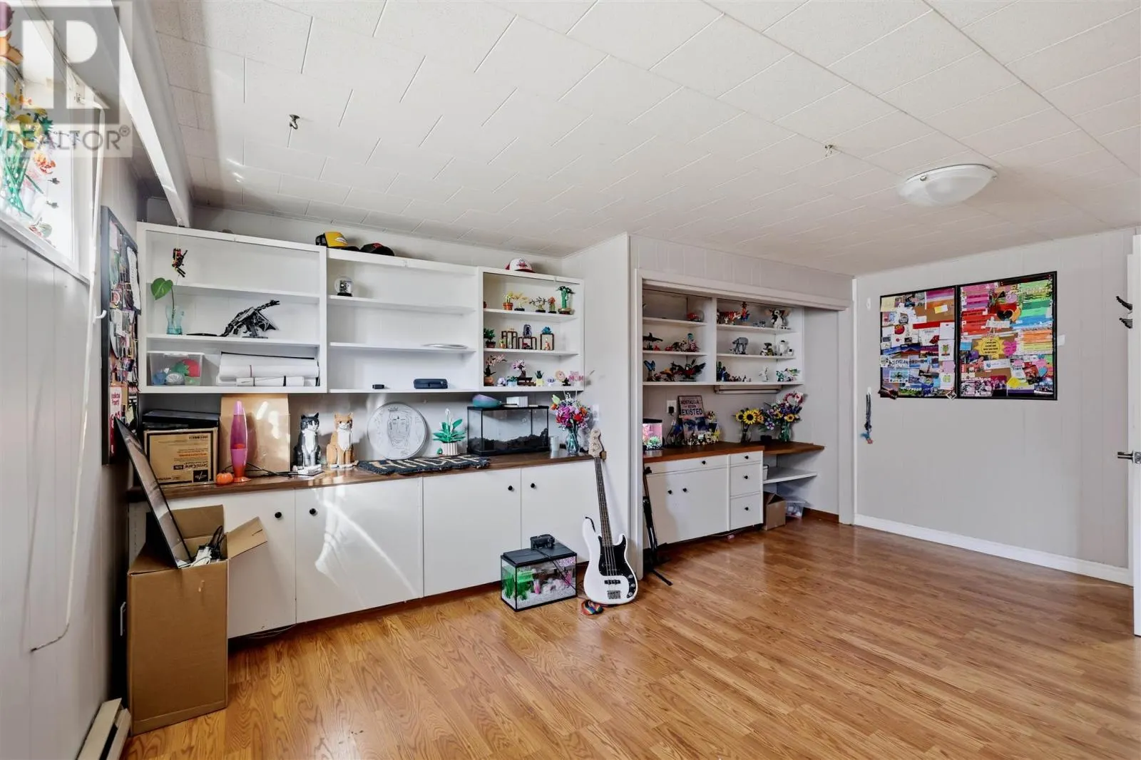 13 Irwin AVE