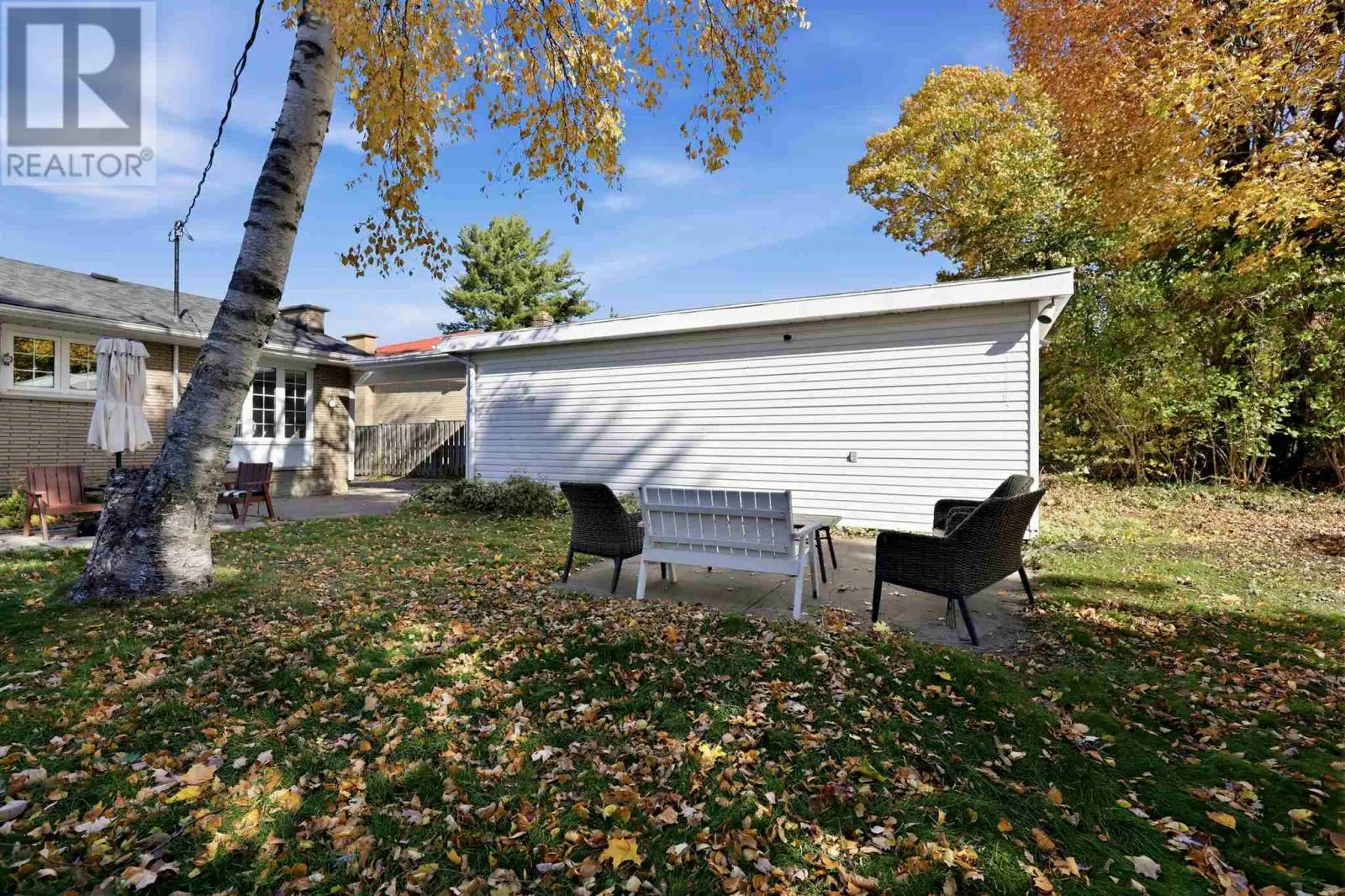 13 Irwin AVE