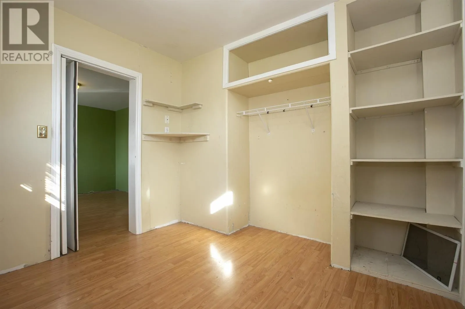 196 Elmwood AVE