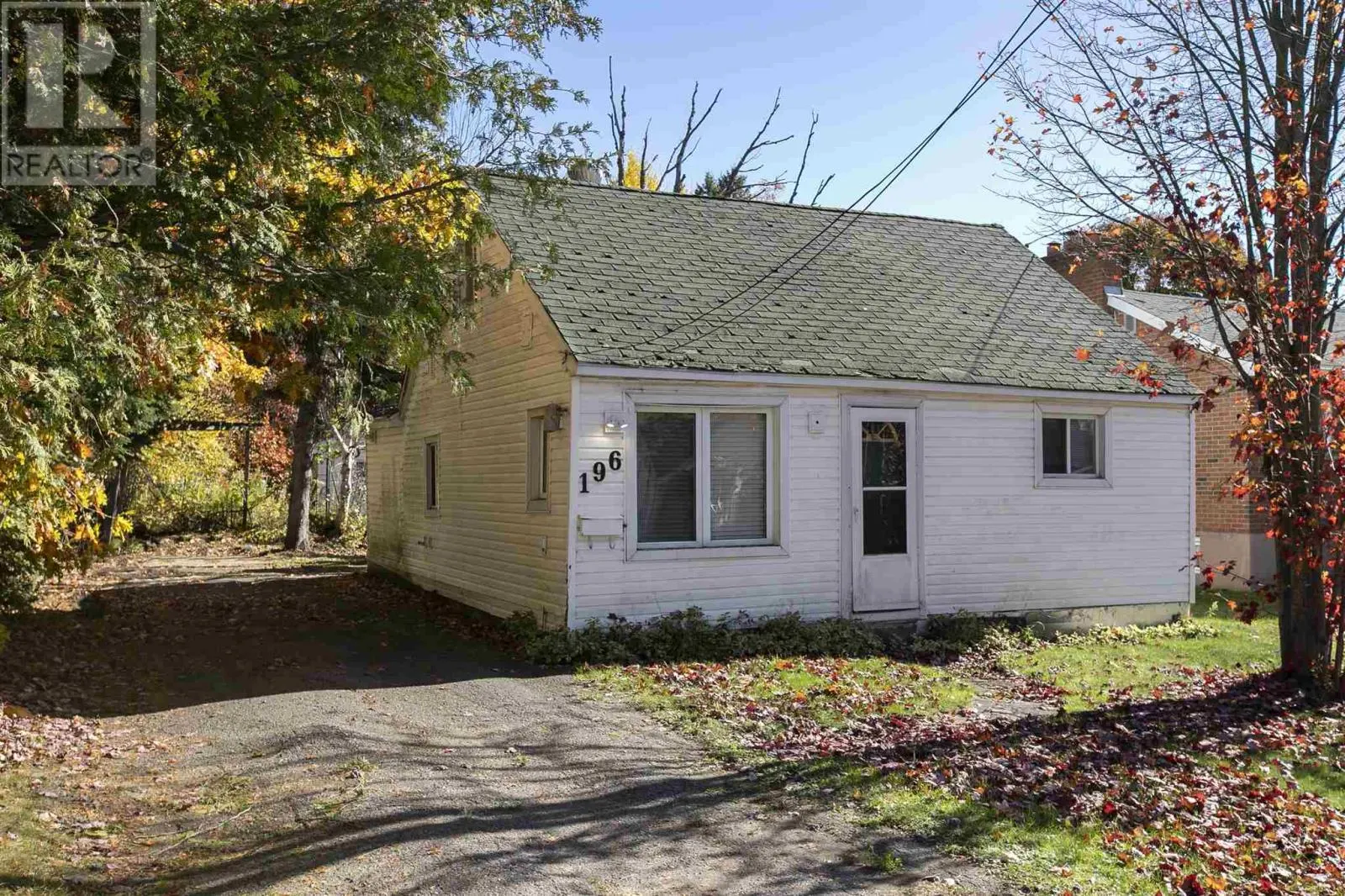 196 Elmwood AVE
