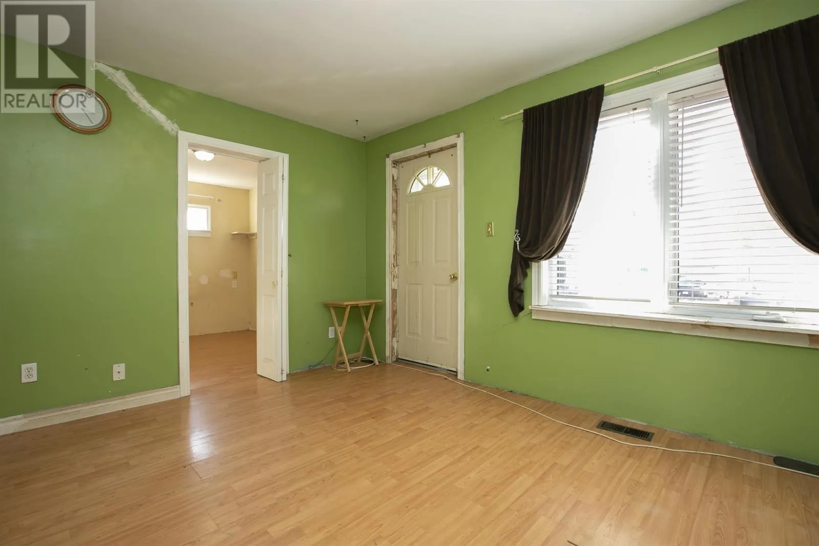 196 Elmwood AVE