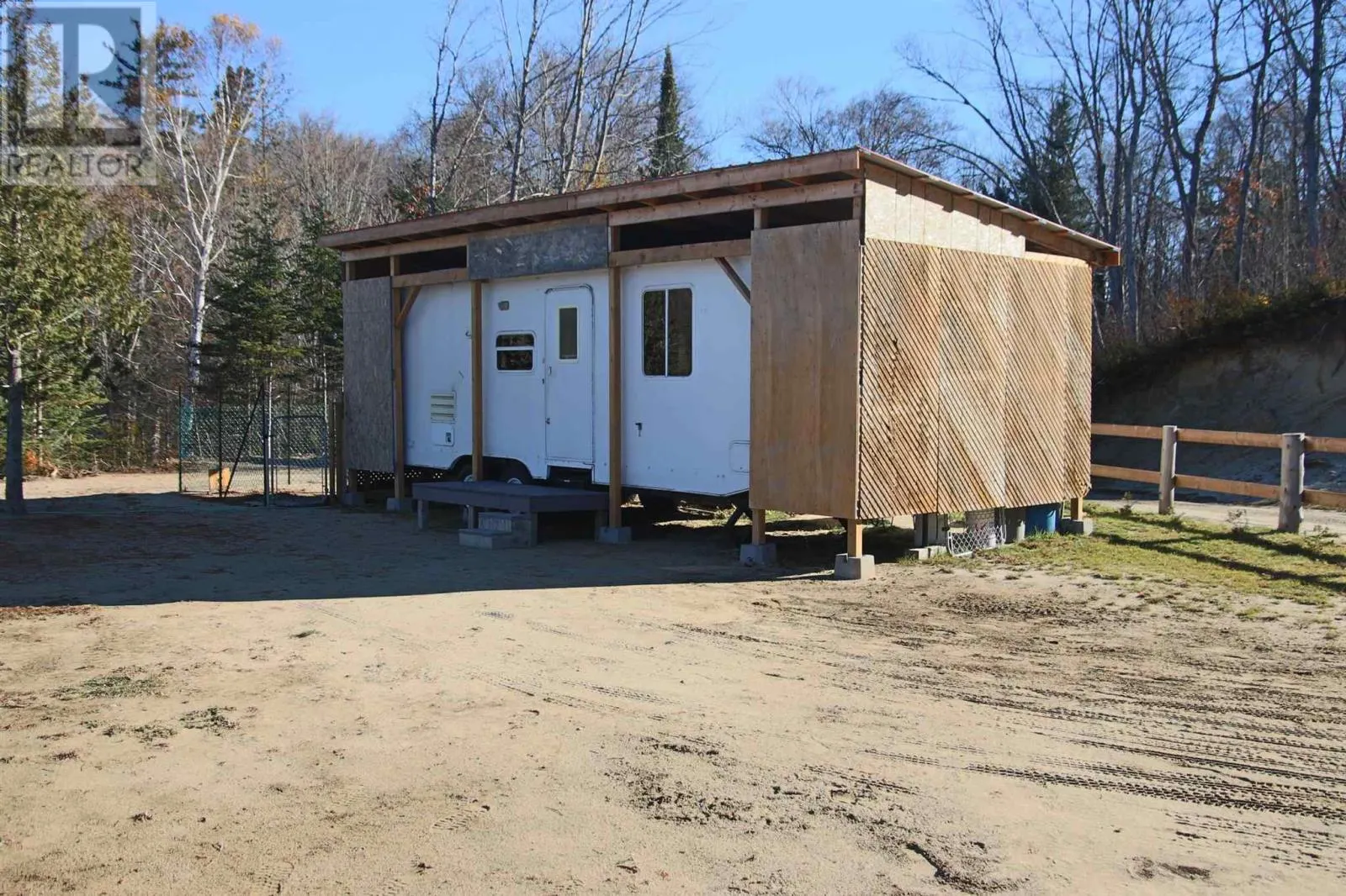 6 Weckstrom Lake RD