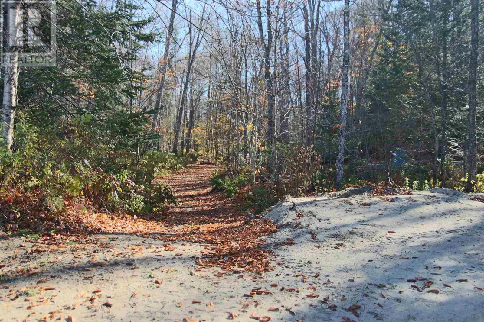6 Weckstrom Lake RD
