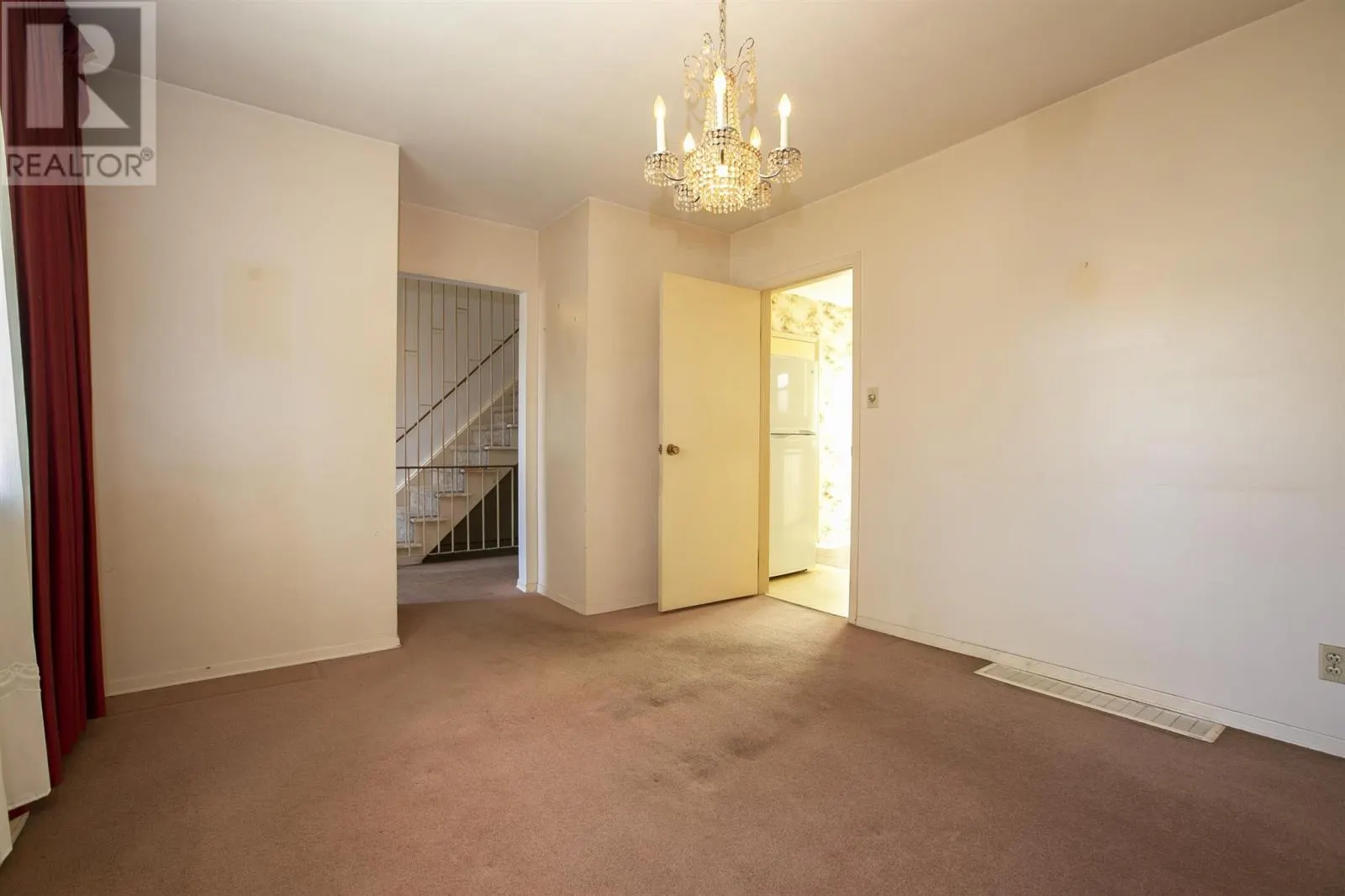 119 Parkdale DR