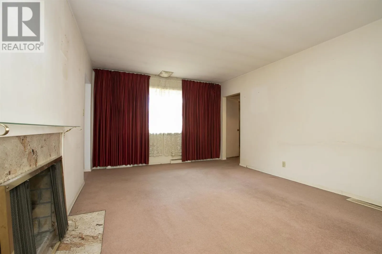 119 Parkdale DR