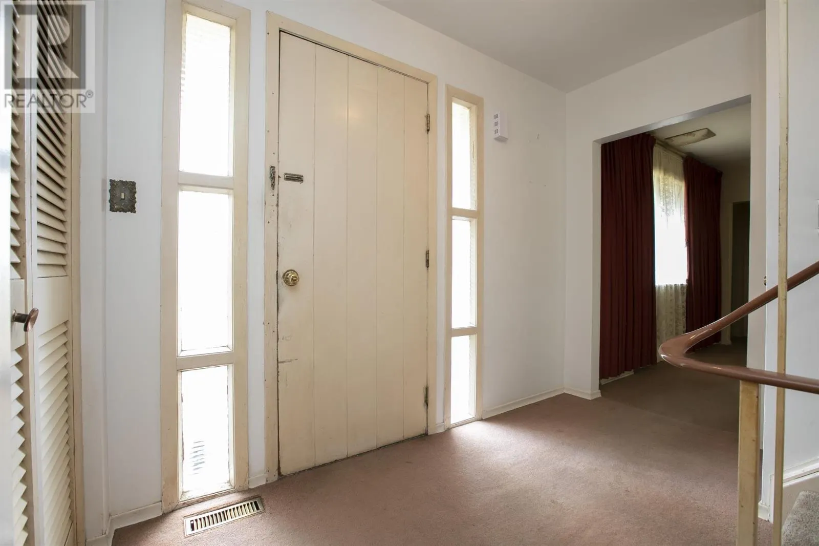 119 Parkdale DR