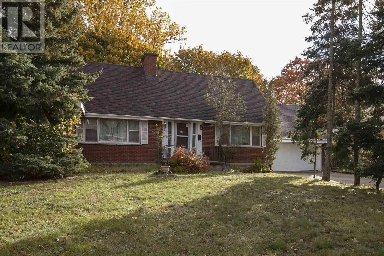 119 Parkdale DR