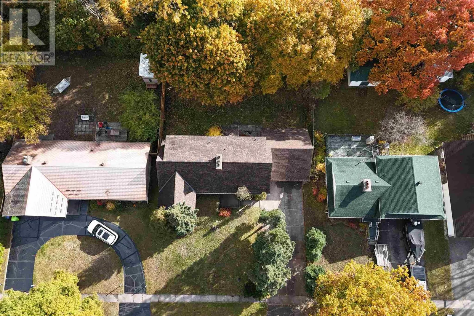 119 Parkdale DR