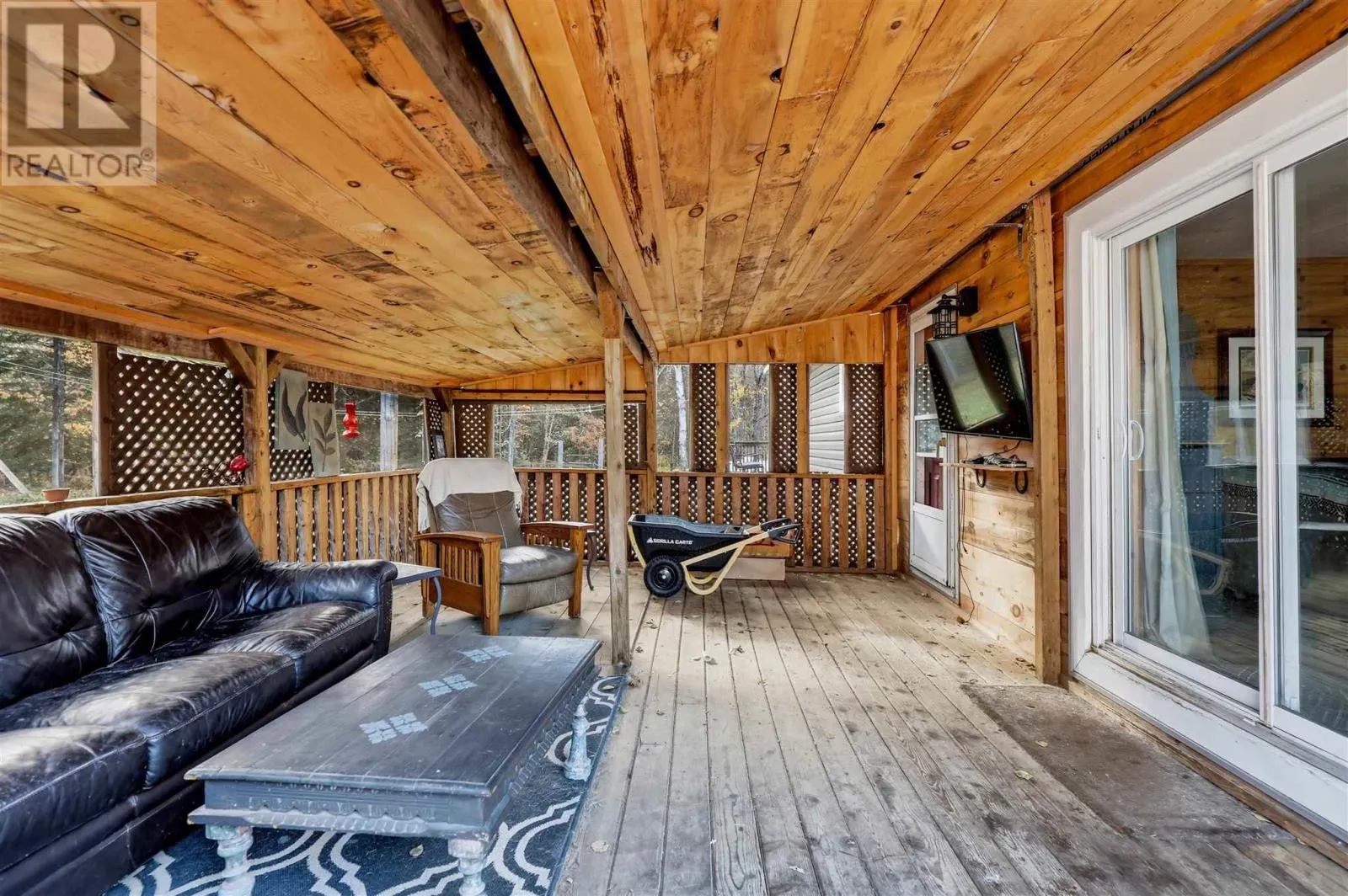 152 MacLean RD