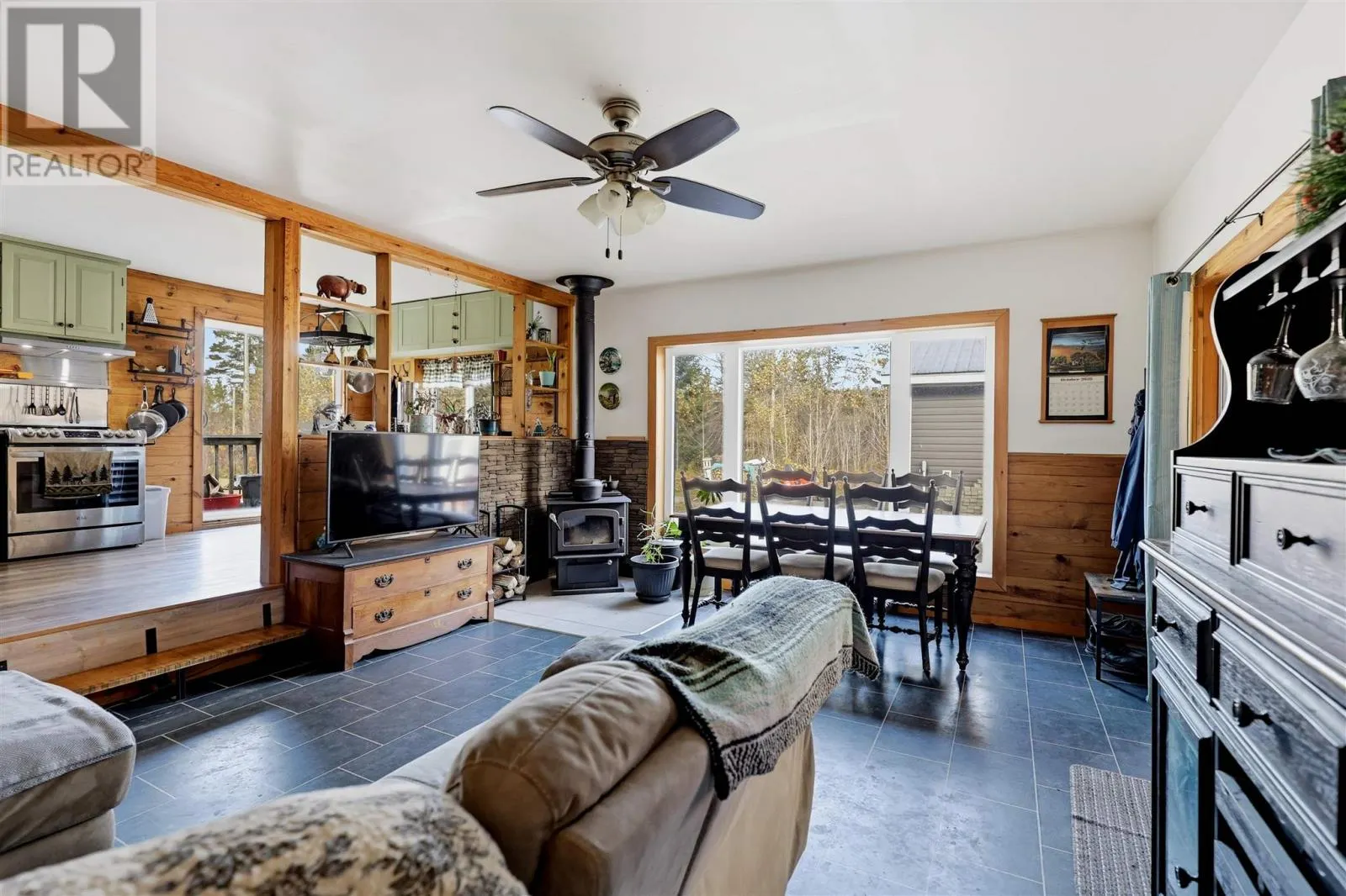 152 MacLean RD