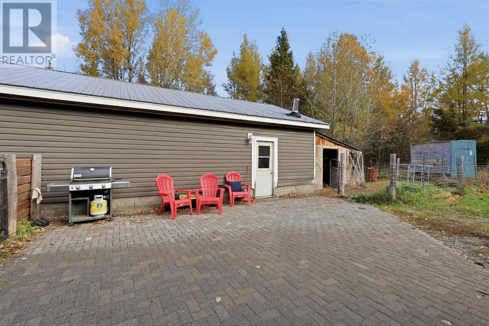 152 MacLean RD