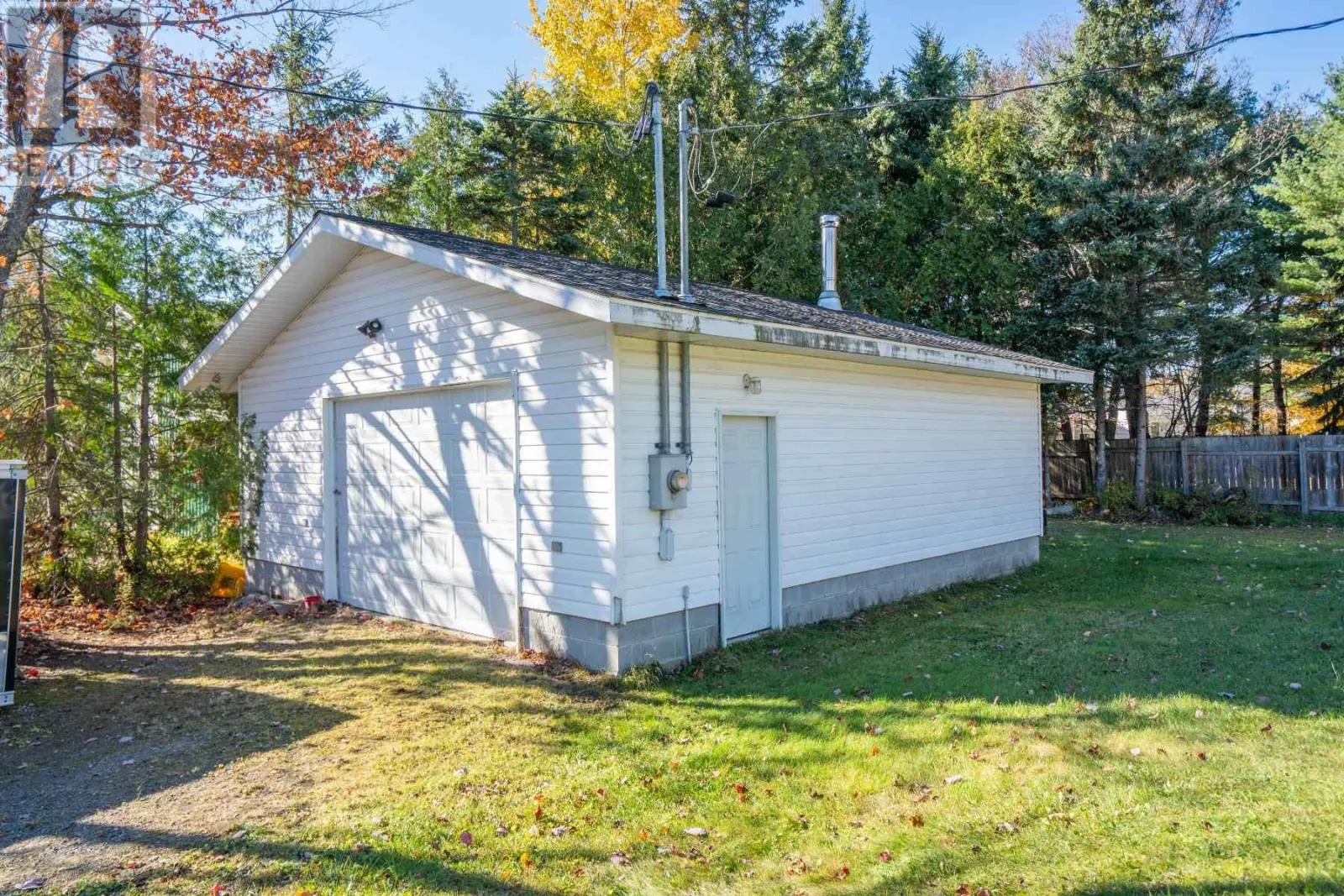 246 Old Highway 17 N