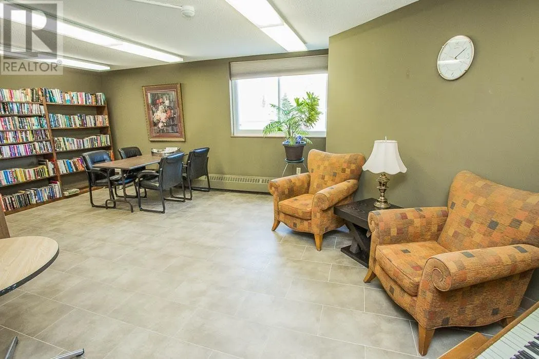 1139 Queen ST E # 1107