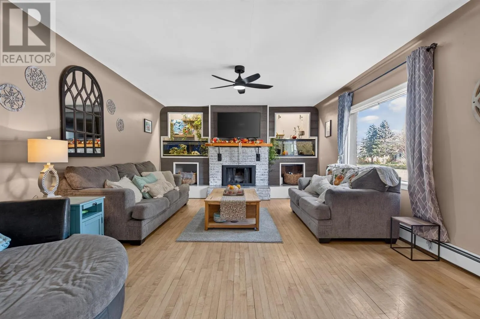 317 Goulais AVE