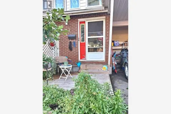 27 Ferguson AVE