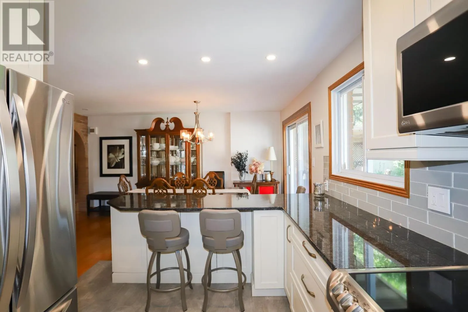 451 Shannon RD