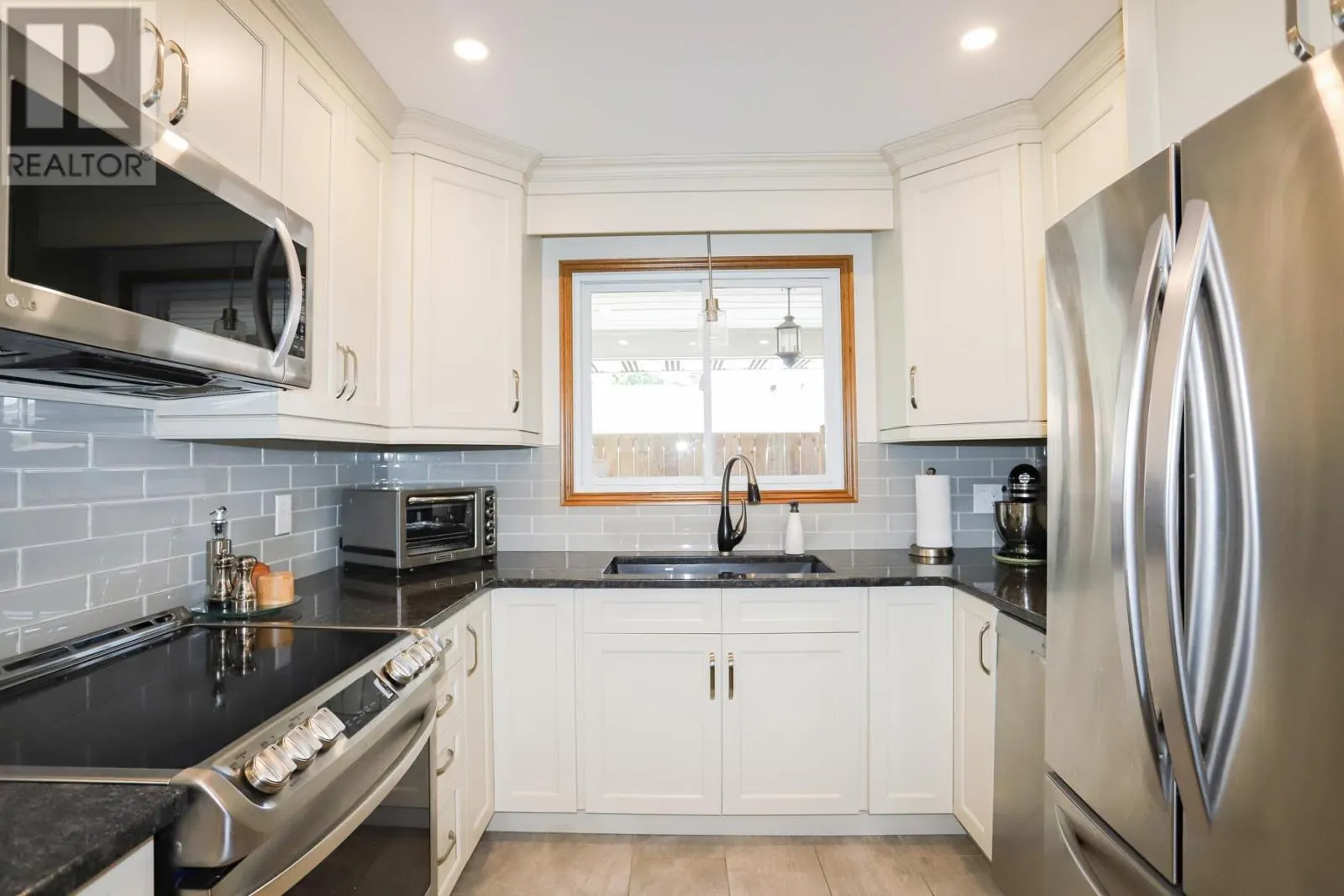 451 Shannon RD