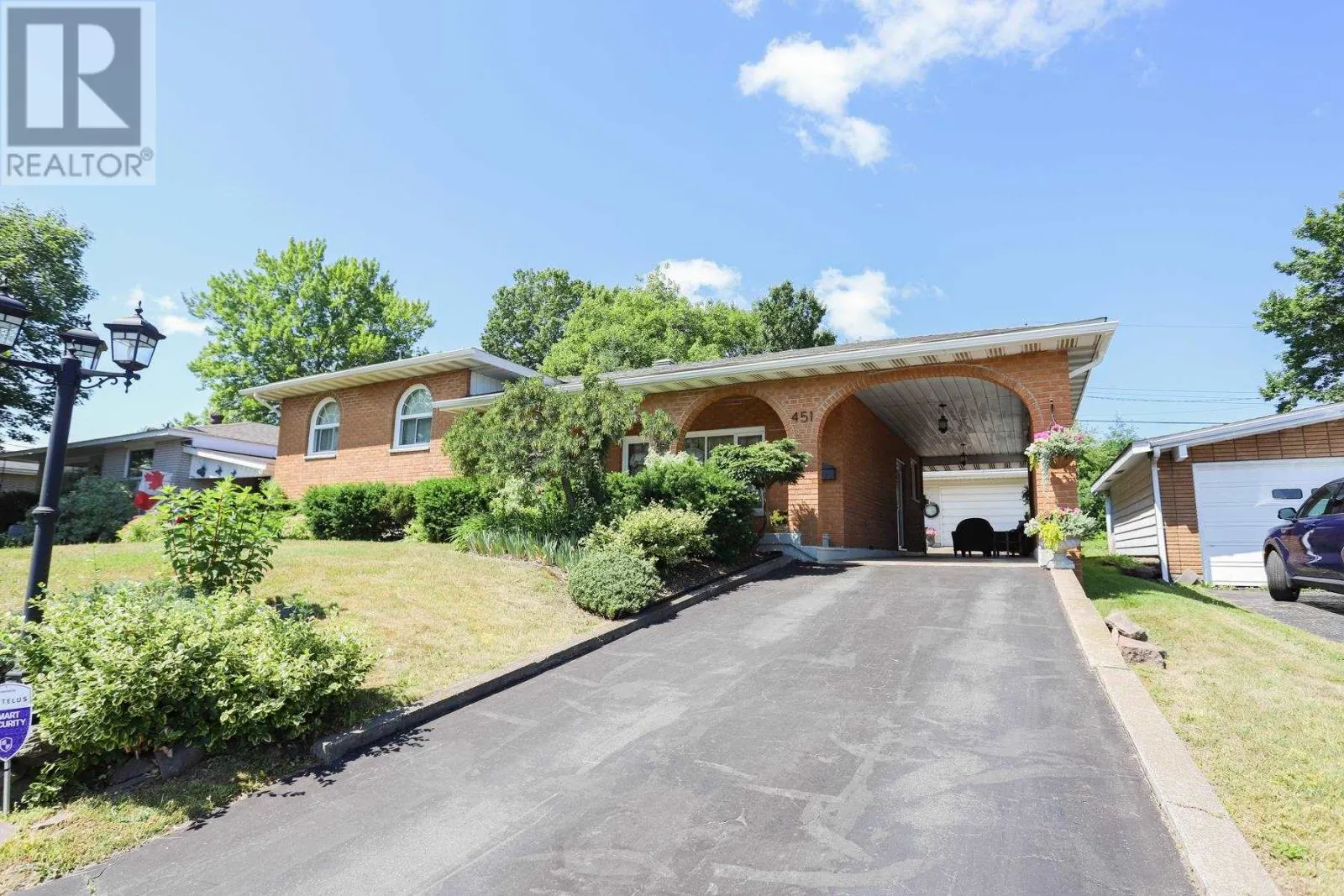 451 Shannon RD