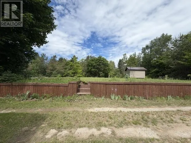 1049 Allen Side RD