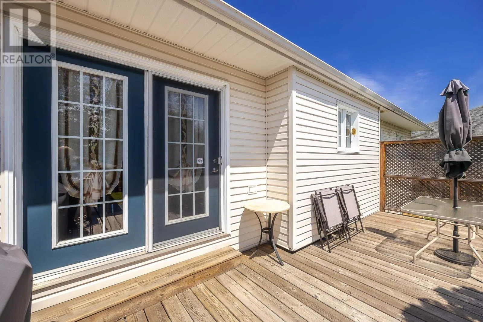 11 Chatfield DR