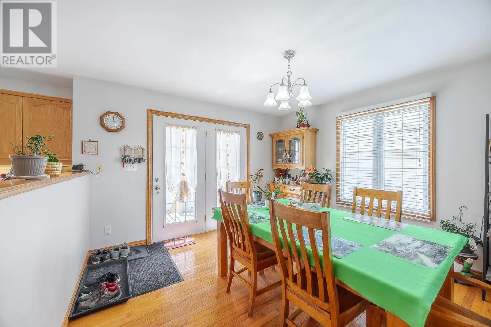 11 Chatfield DR