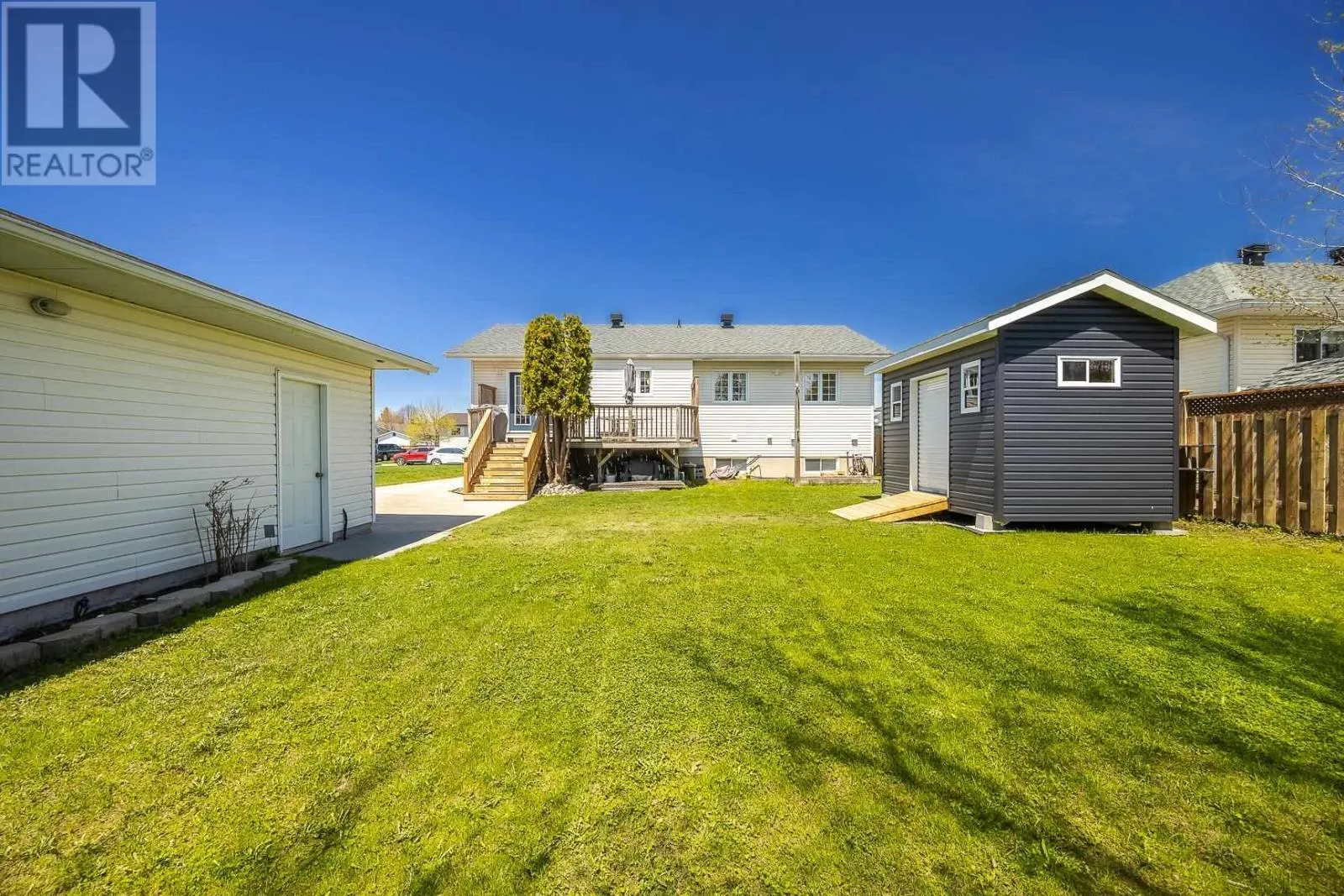 11 Chatfield DR