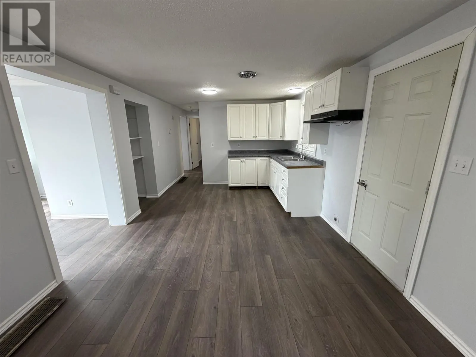 130 Dieppe AVE