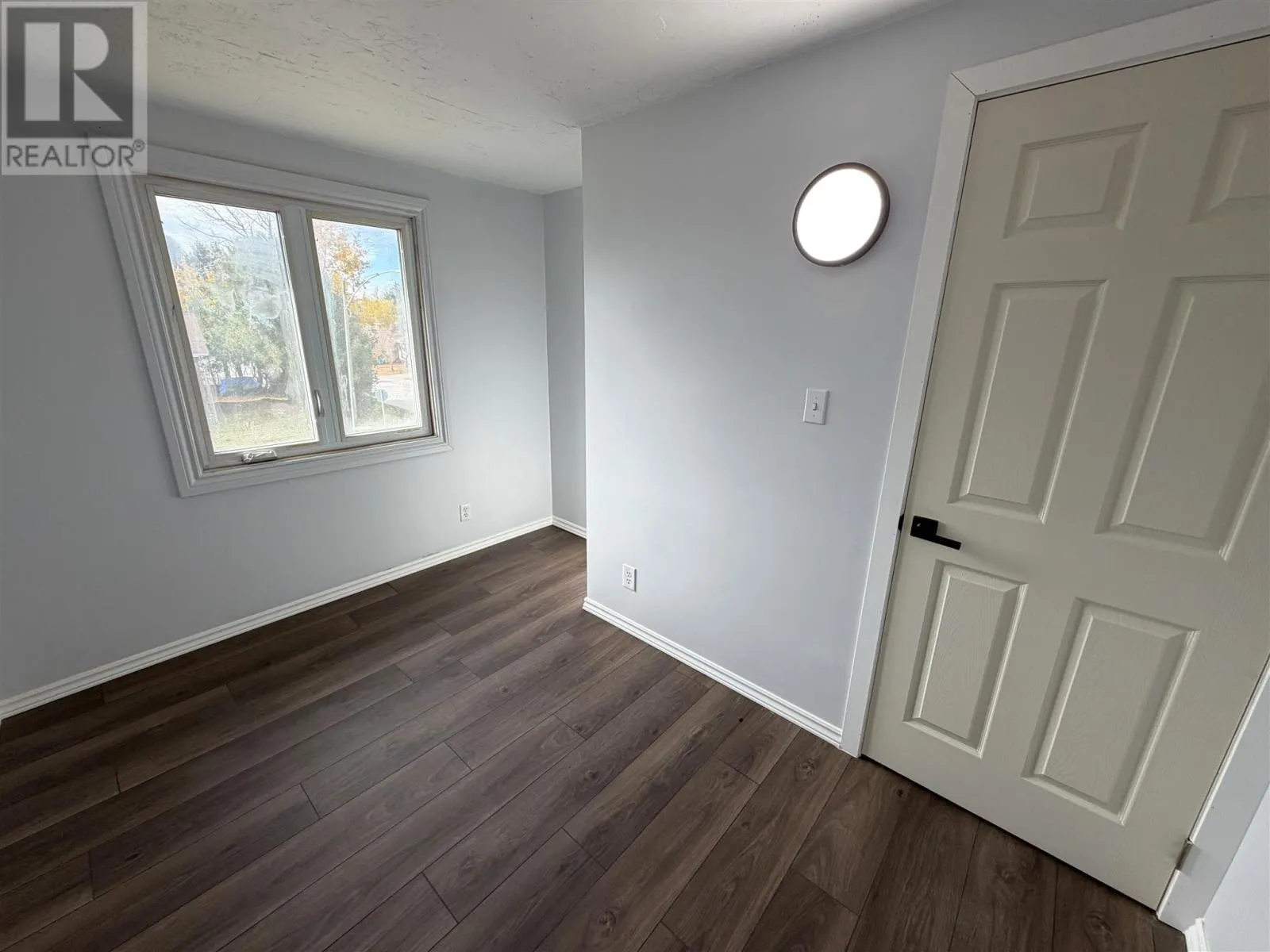 130 Dieppe AVE