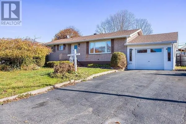 24 Chartwell DR