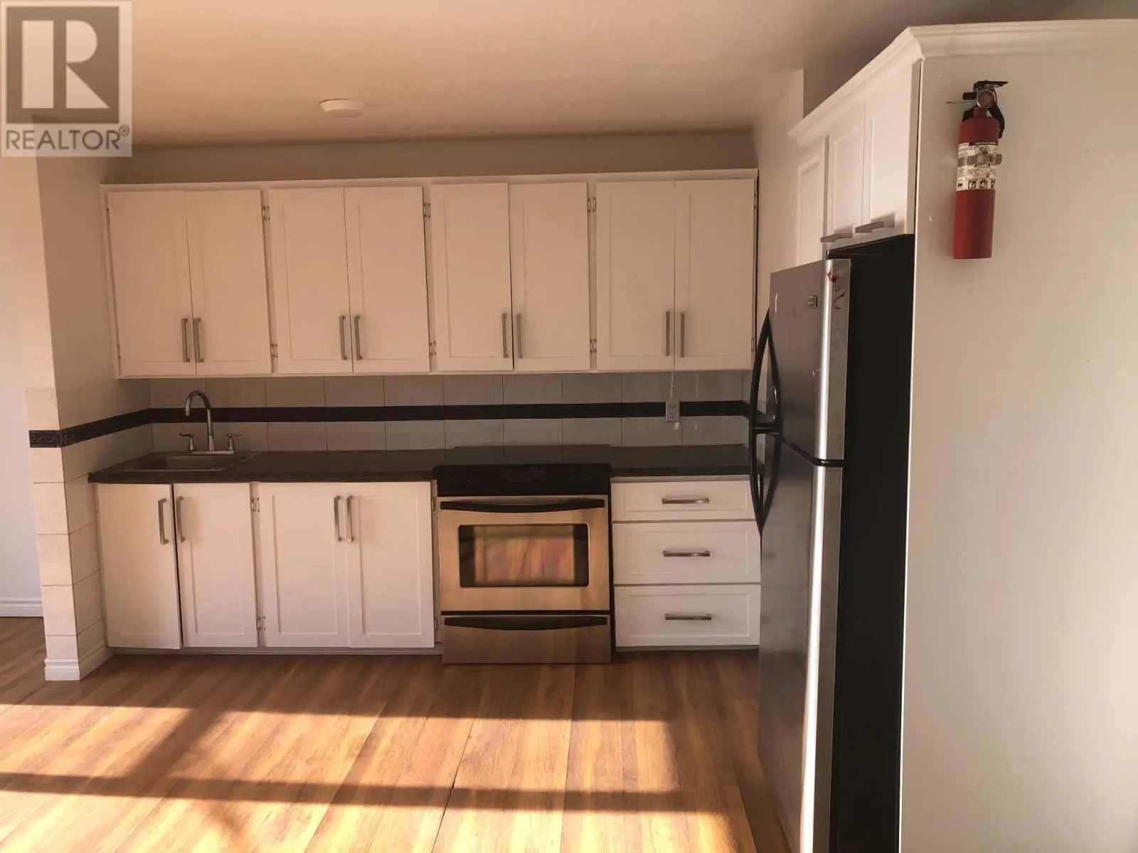 #50 - 25 Mississauga AVE