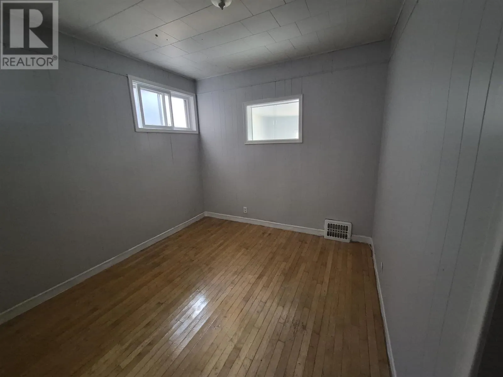 226 Albert ST W
