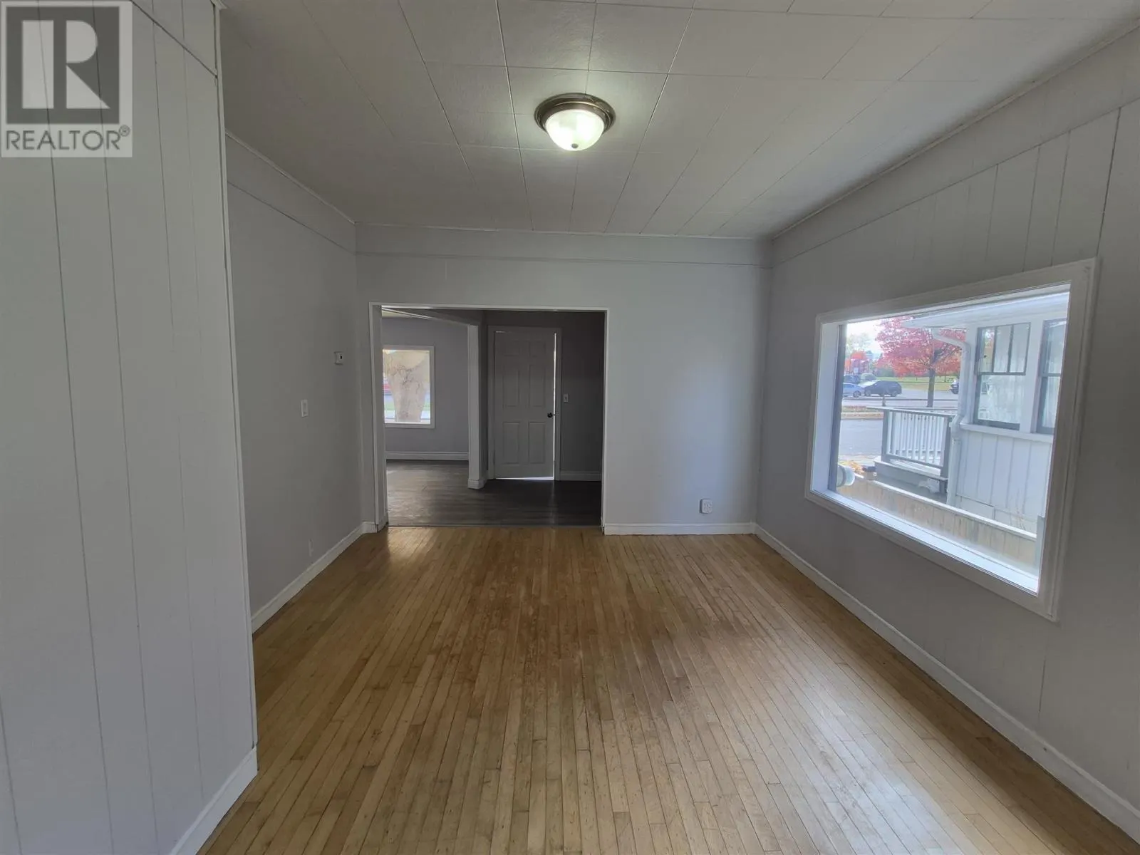 226 Albert ST W