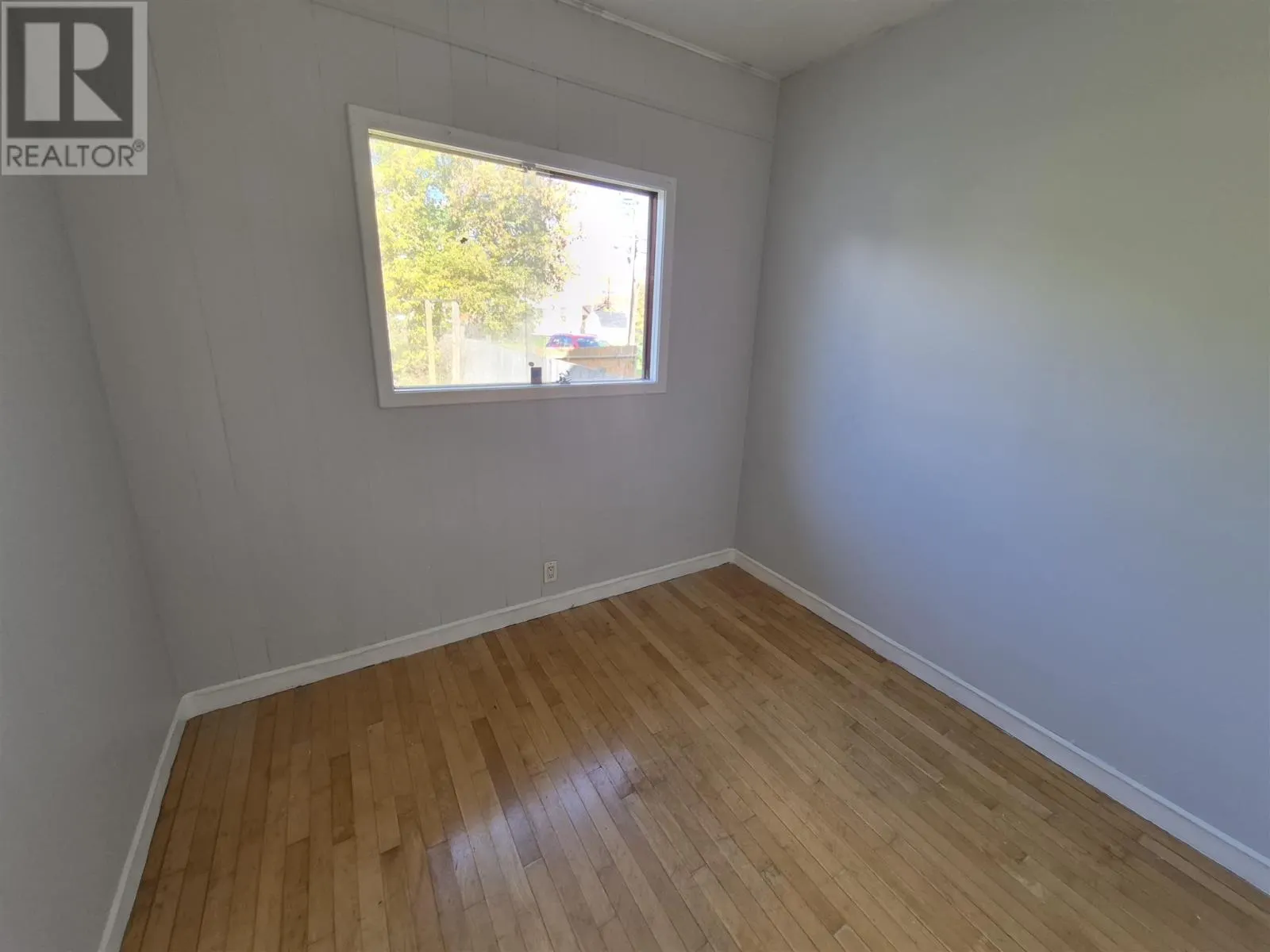 226 Albert ST W