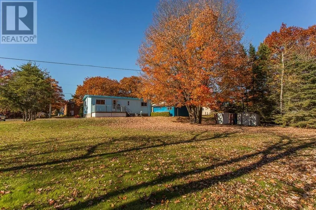87 Federation ST S