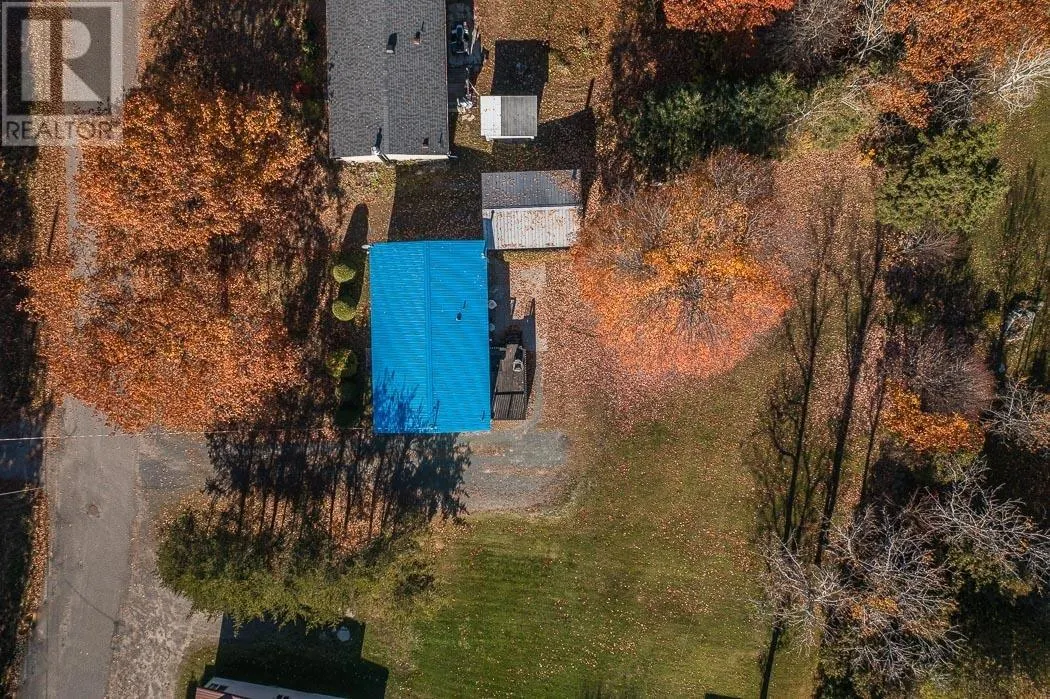 87 Federation ST S