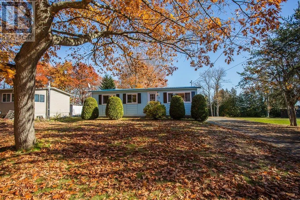 87 Federation ST S