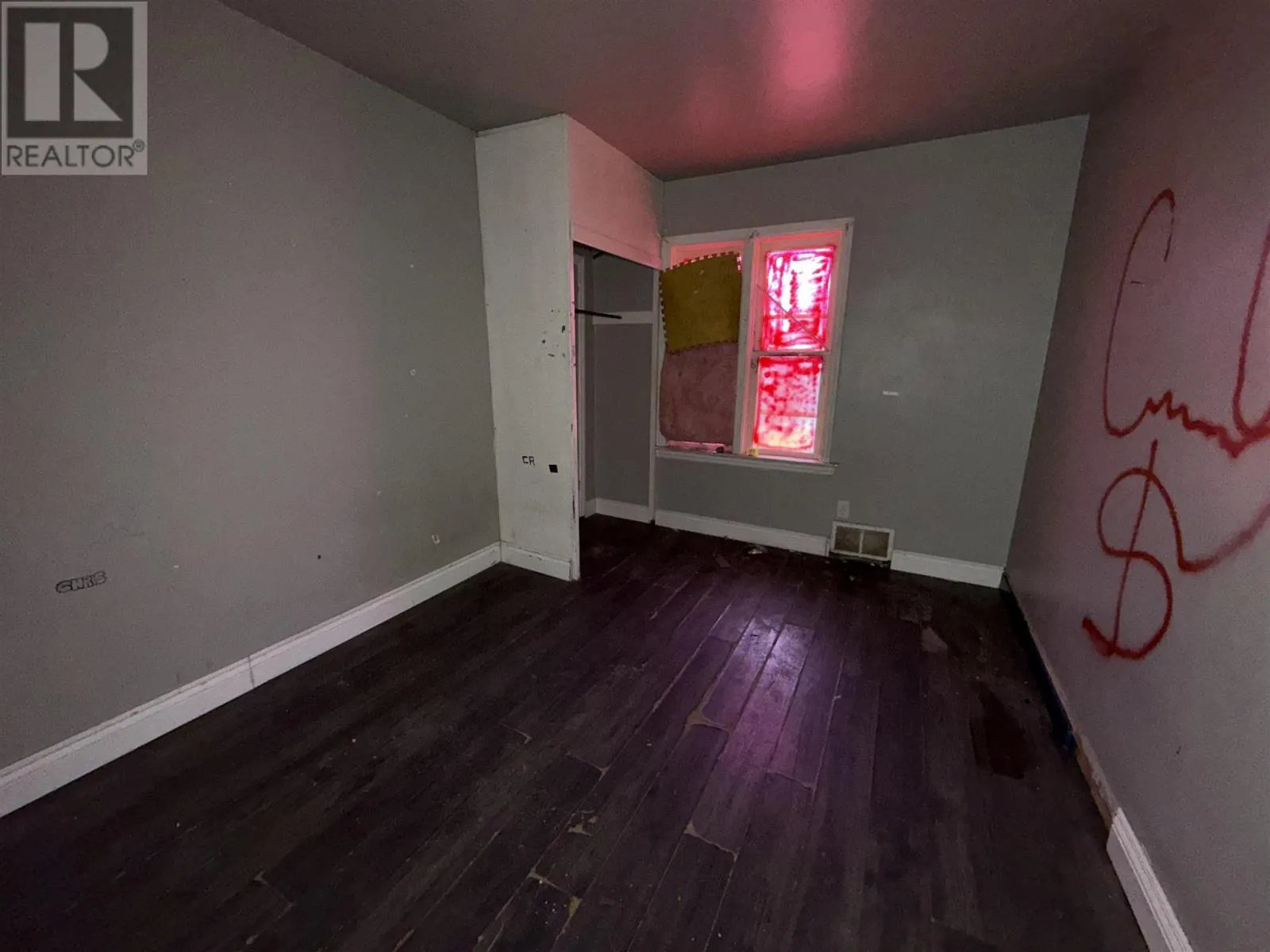292 Pim ST