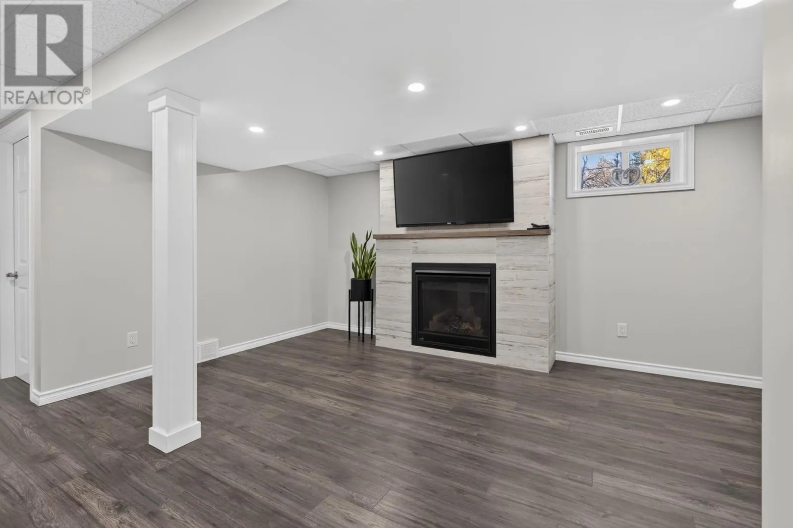 7 East Braemar BAY