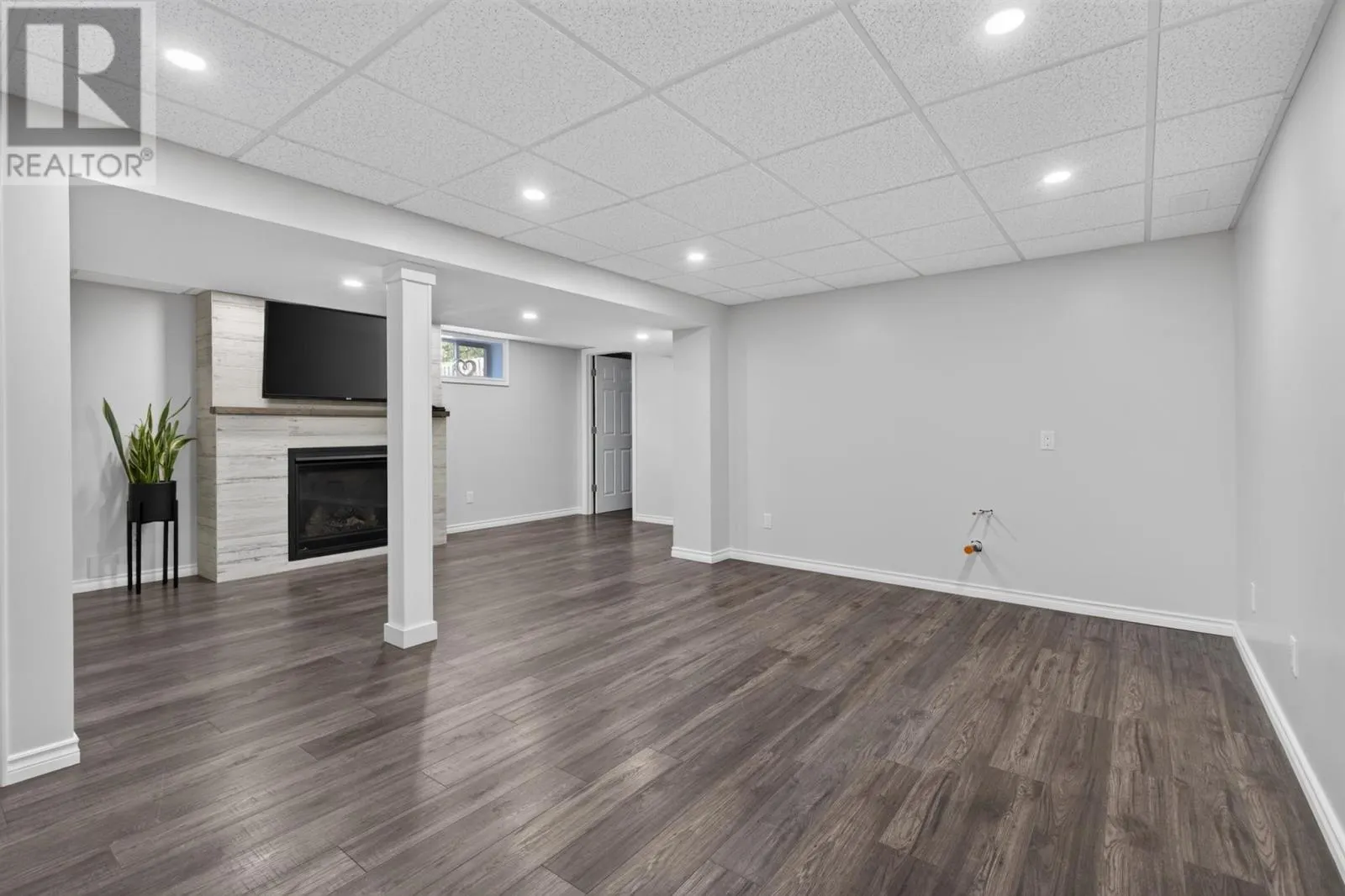 7 East Braemar BAY