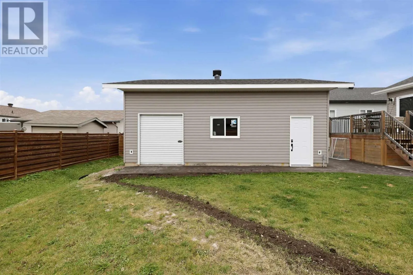 68 Crestwood AVE