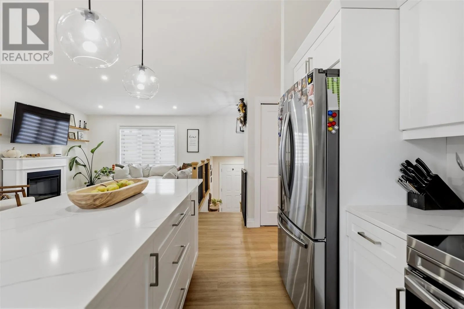 68 Crestwood AVE