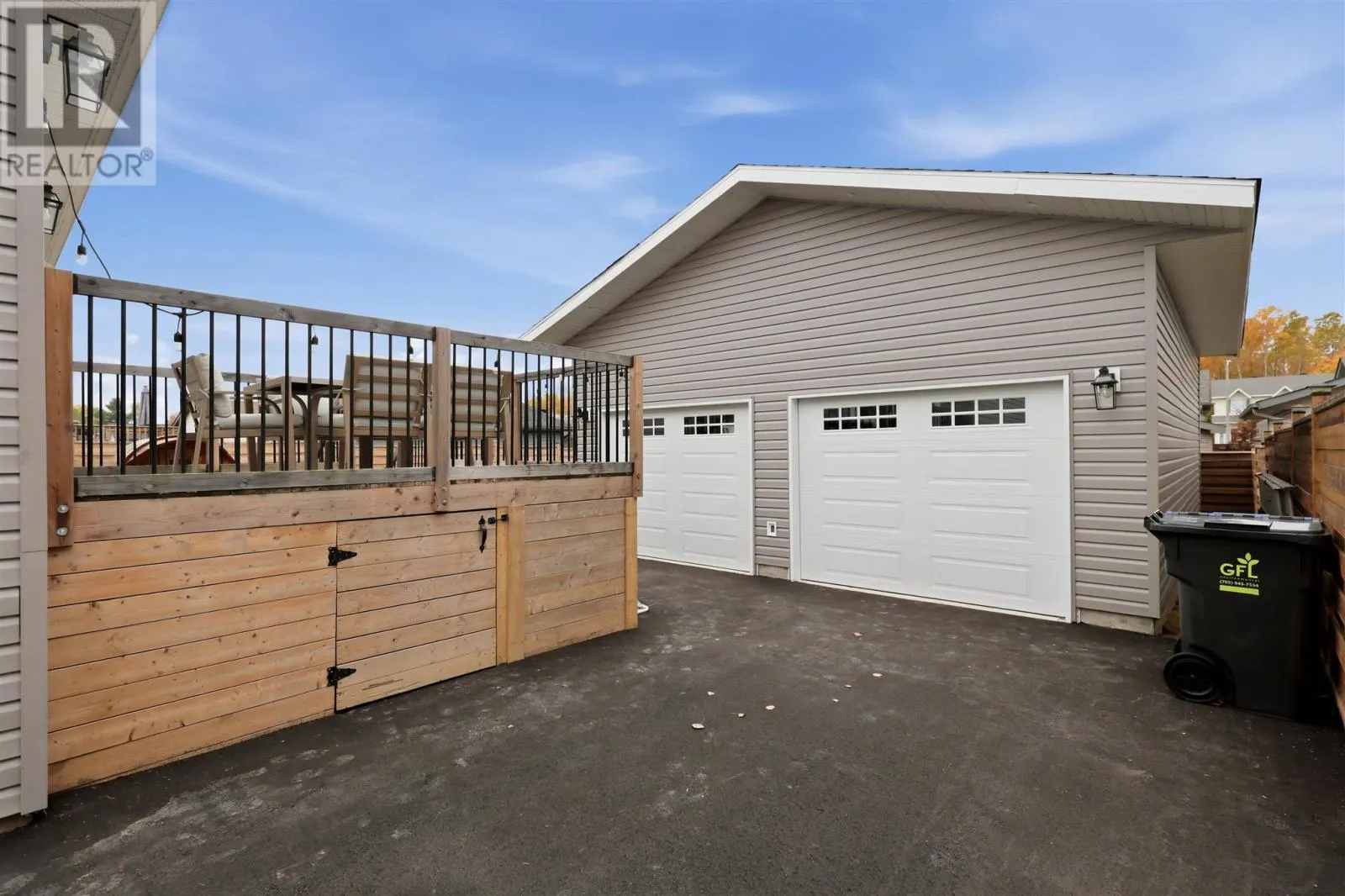68 Crestwood AVE