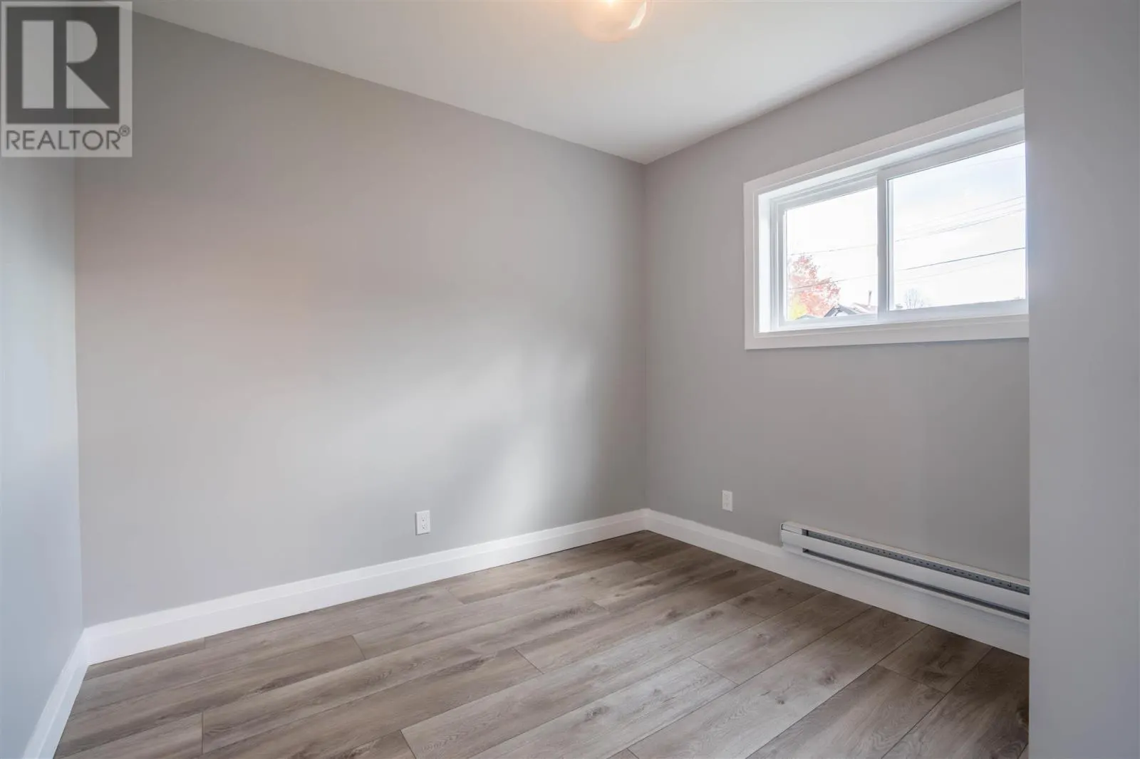1243 Wellington E